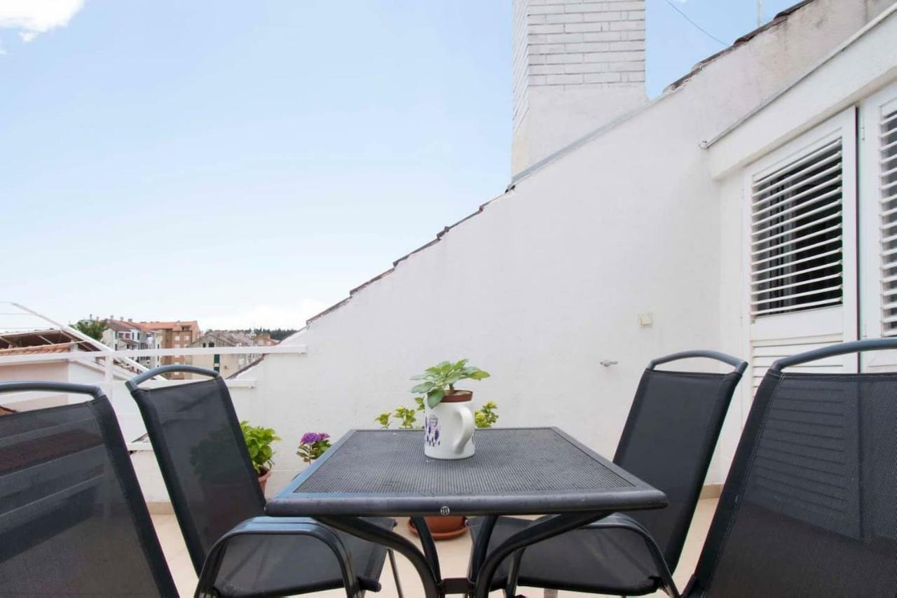 Апартаменты Apartman Miletic Макарска Экстерьер фото