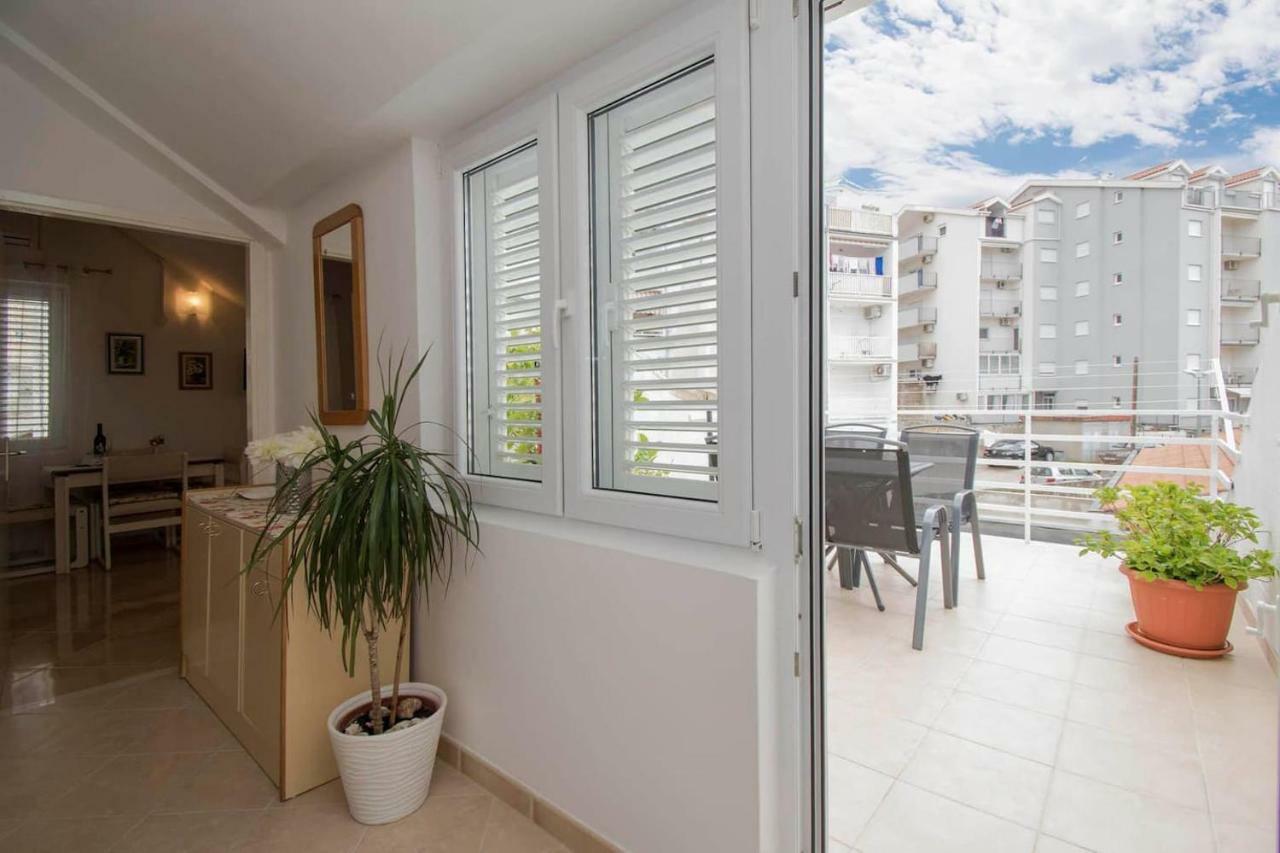 Апартаменты Apartman Miletic Макарска Экстерьер фото
